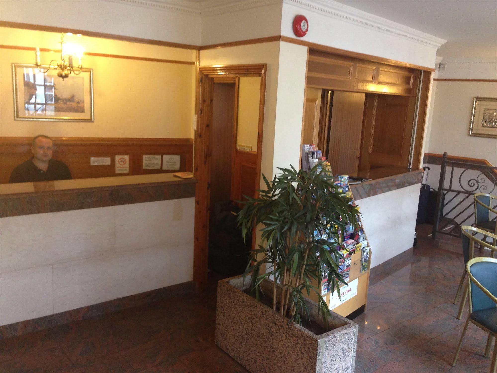 Carlton Hotel London Eksteriør billede